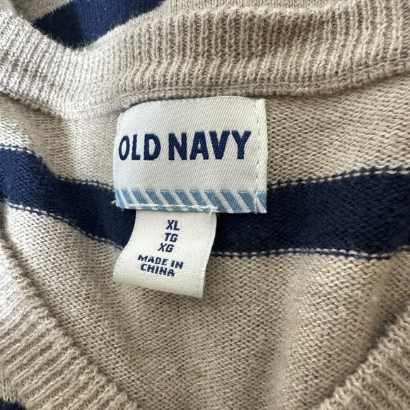 Old Navy Men’s V-Neck long sleeve Sweater bundle all size XL - Picture 10 of 10